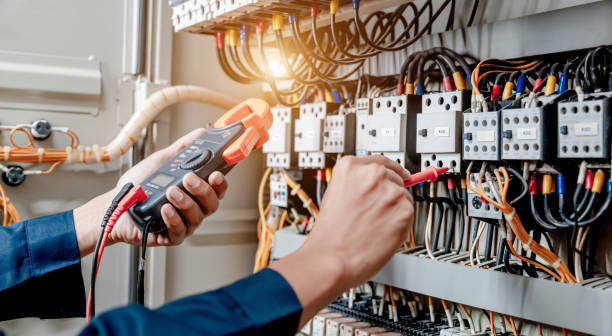 Best Affordable Electrical Installation  in Hampton, IA
